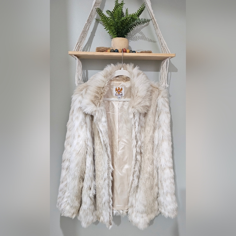 Ameri Mode Beige Lynx Faux Fur Coat - image 7